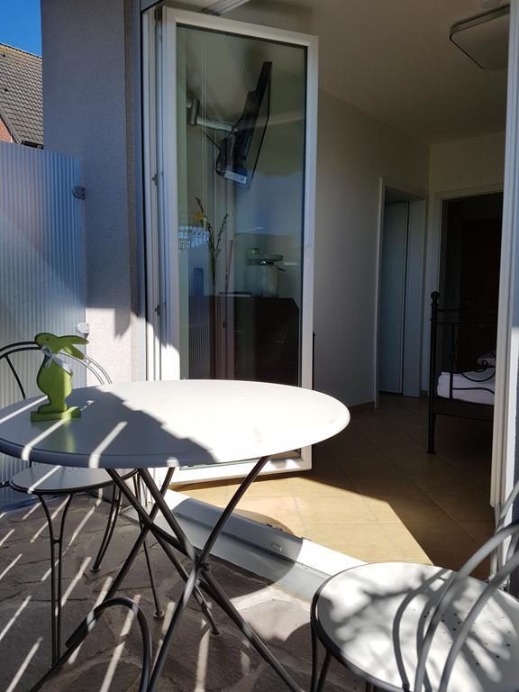 Elbhus Hamburg Apartment Exterior foto